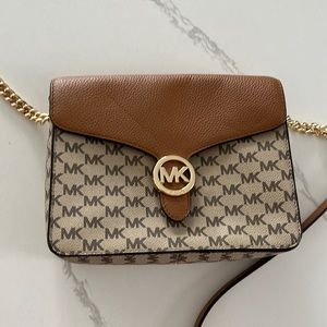 10 inches by 9 inches. Like new. Barely used